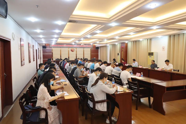 市總工會履職盡責(zé)維護(hù)職工合法權(quán)益，創(chuàng)造和諧社會環(huán)境喜迎二十大