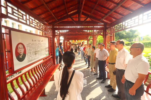 黨工融合謀發(fā)展，廉潔自律樹清風