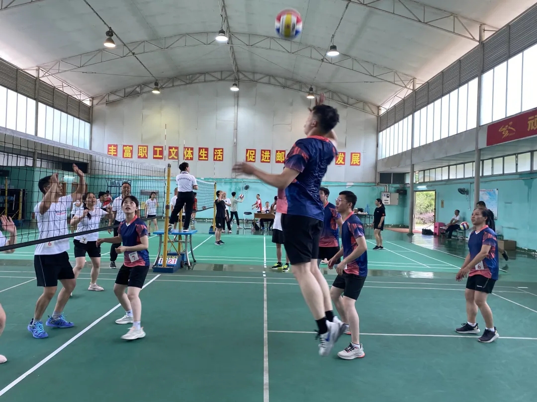 “慶建黨百年，展郵政風(fēng)采”全市郵政職工氣排球比賽圓滿結(jié)束