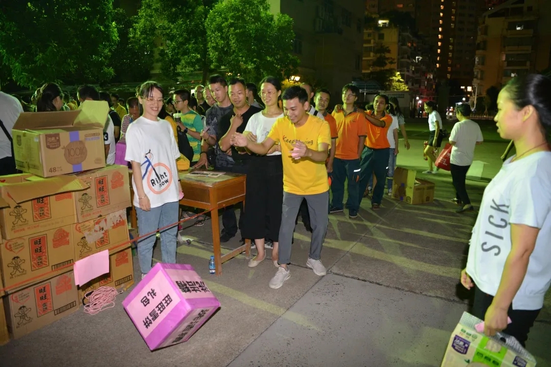 梧州郵政公司工會開展迎中秋、國慶趣味活動
